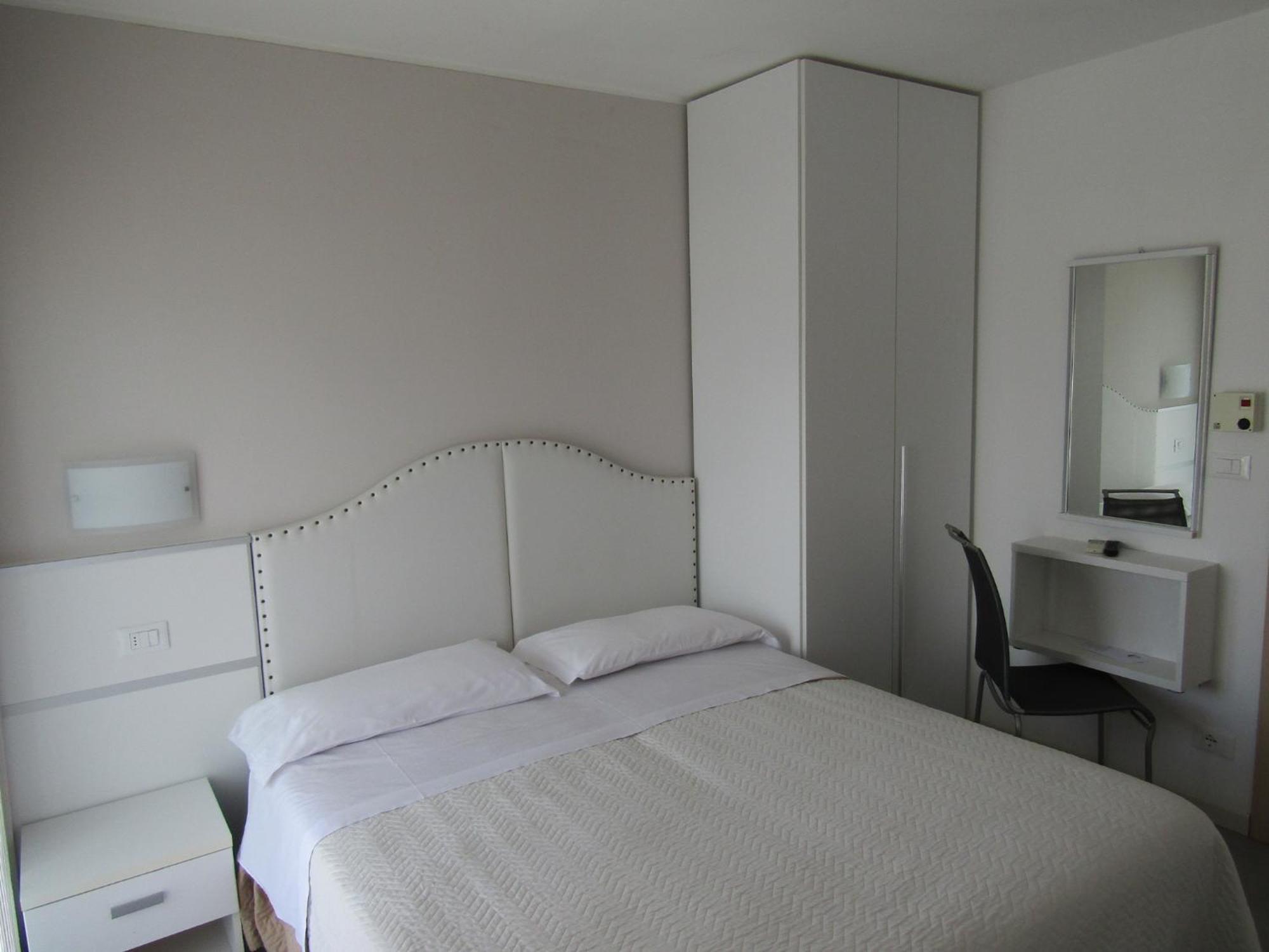 Hotel Atene Jesolo Extérieur photo
