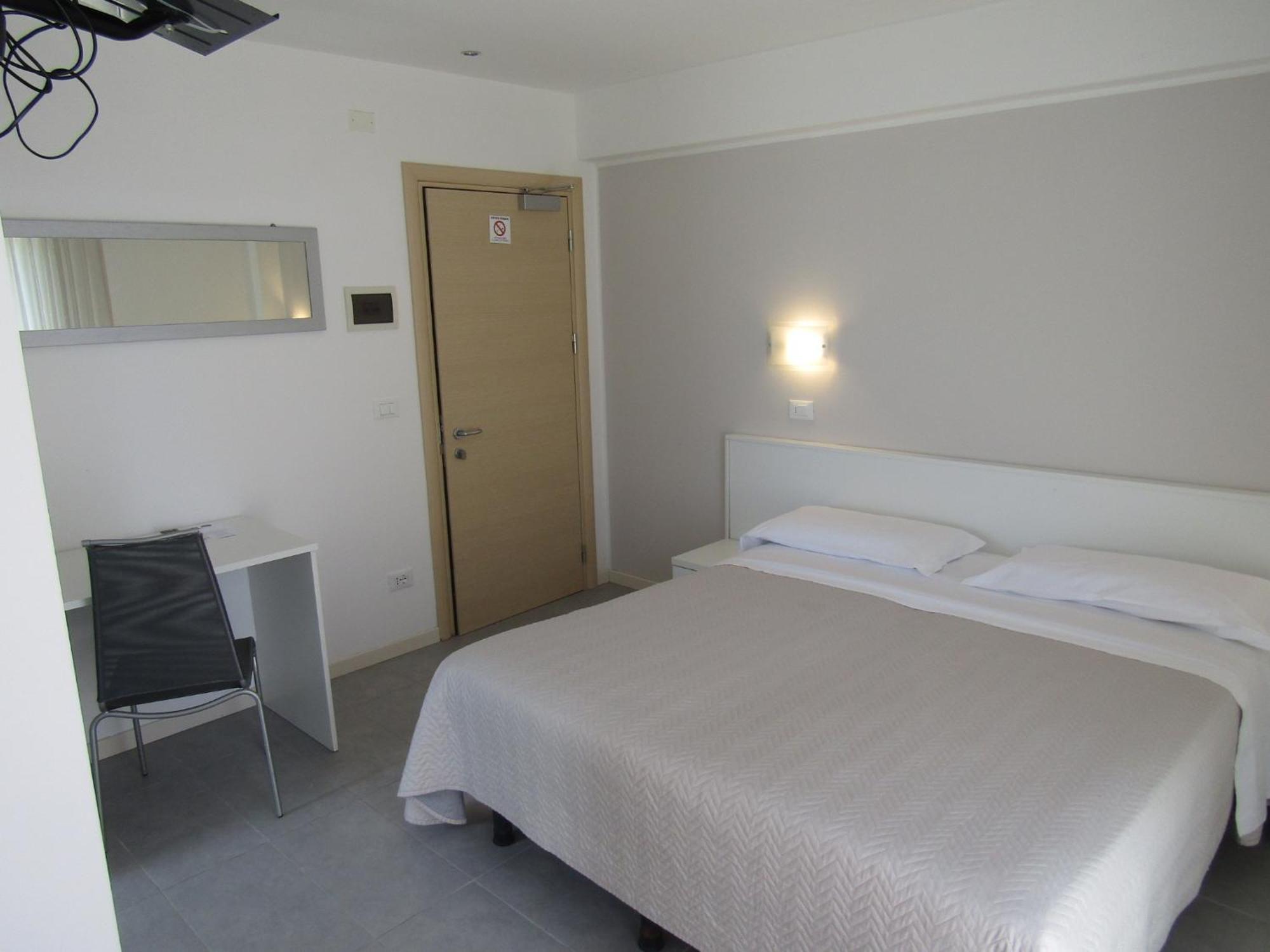 Hotel Atene Jesolo Extérieur photo