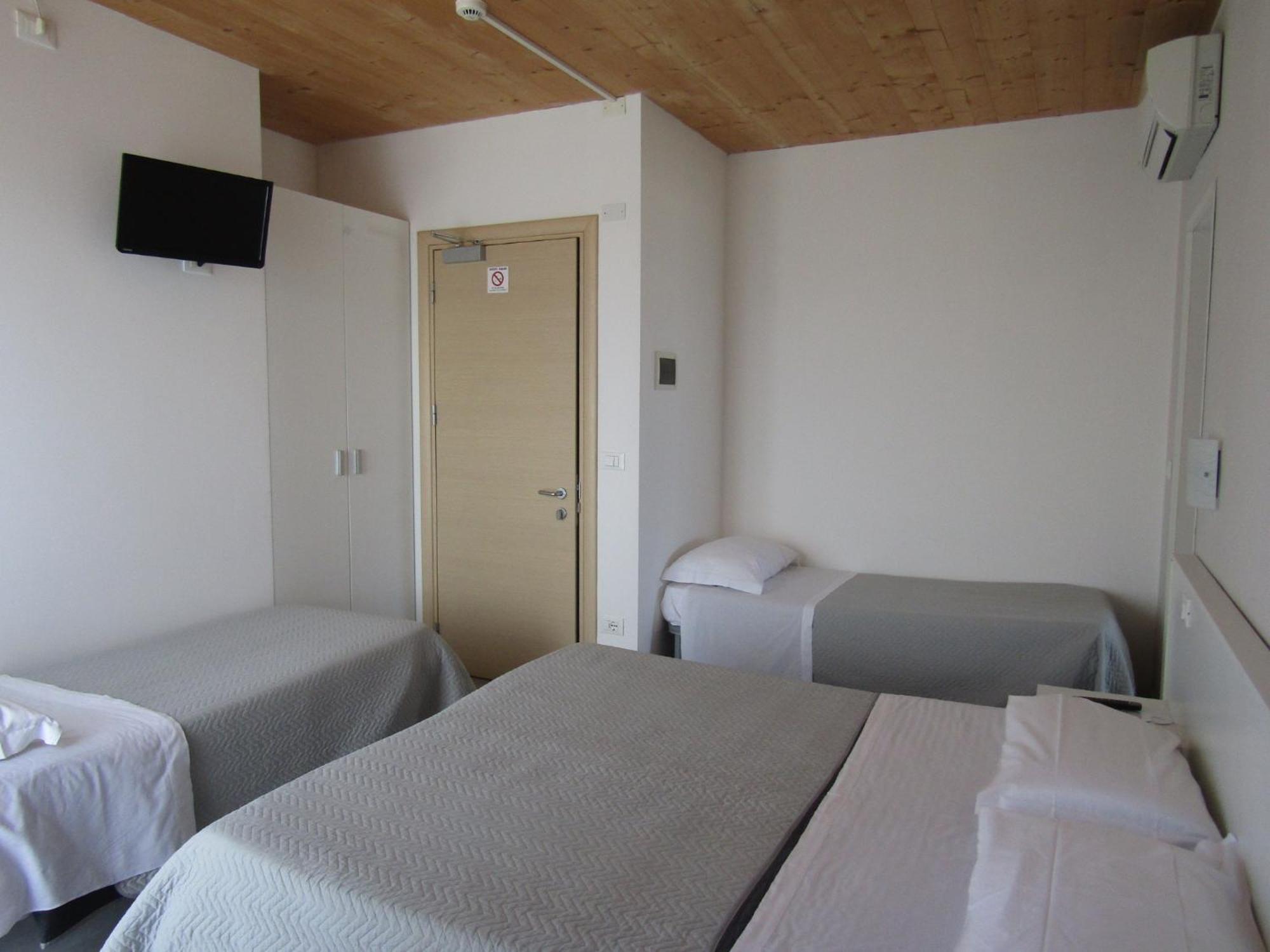 Hotel Atene Jesolo Extérieur photo